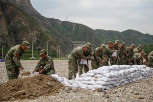 手感不佳但送出关键一防！八村塁16中5得12分5板2助